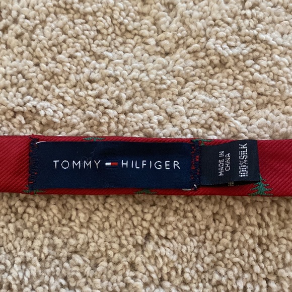 NWOT Tommy Hilfiger Christmas/ Holiday Bow ties - Picture 4 of 4